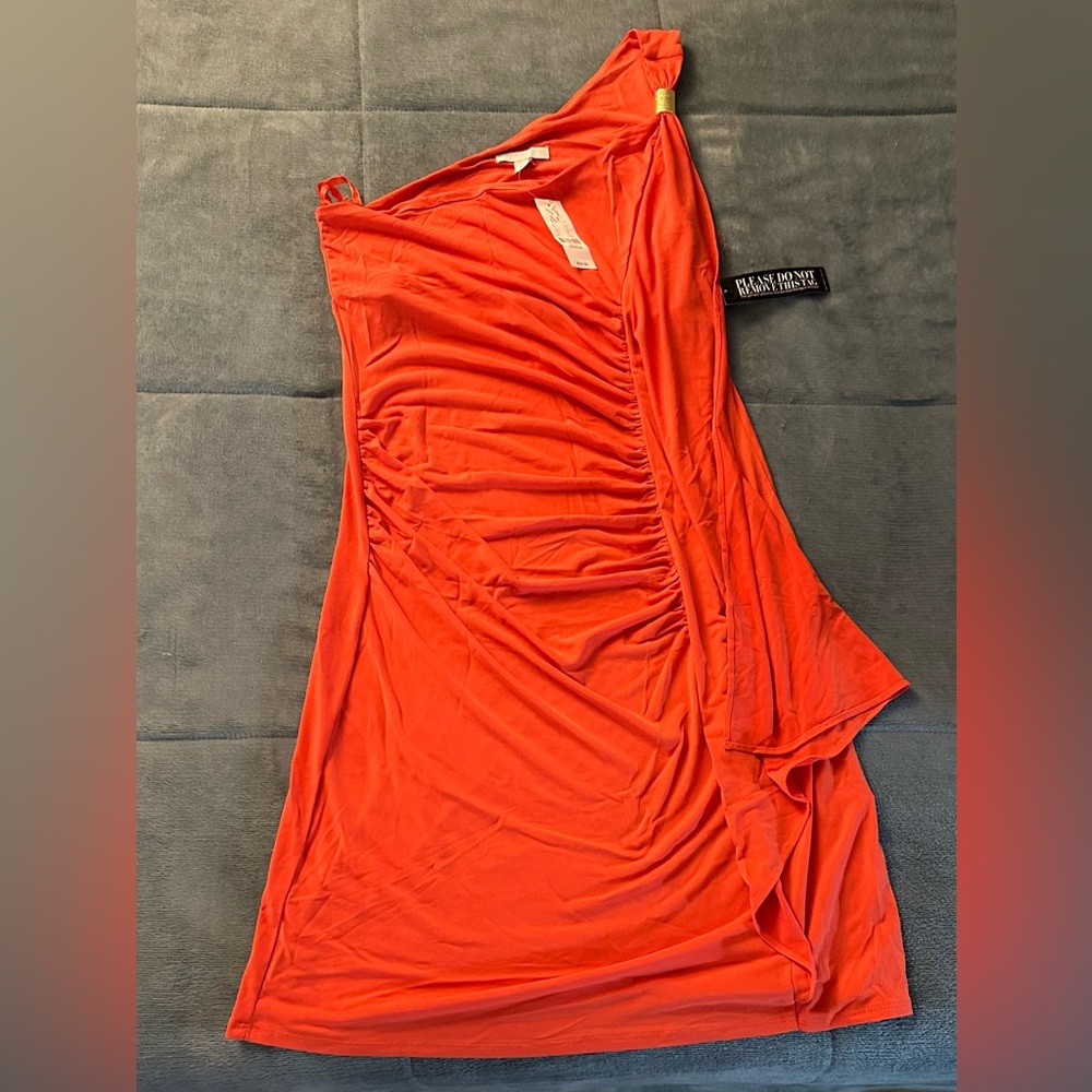 Elegant Orange One-Shoulder Dress